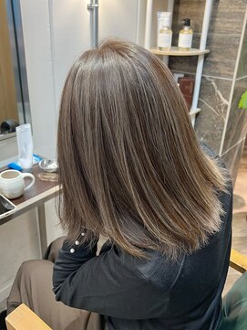 三宮 元町 40代ボブ 白髪ぼかし 縮毛矯正 脱白髪染め ハイライト