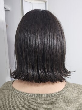 リュンヌ(Lune) 外ハネダークグレージュ