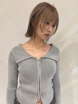 イル(ill) ミルクティー ミルクティーグレージュ ボブ 顔周りカット