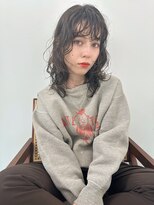 ホロ(hollo)&nbsp;ミディアムウルフパーマショートウルフミディアムレイヤーパーマ