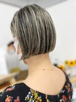 ヨコ 元住吉(yoco) ハイライトボブ