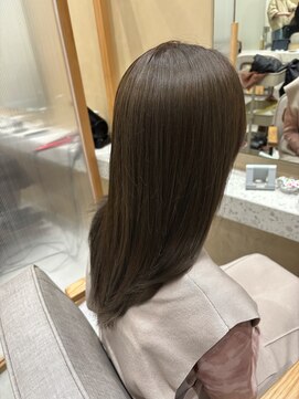 ジーナ サンシャイン通り池袋(Zina) 赤み消しカラー オリーブベージュ