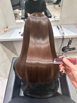 アルーシェ 新宿店(Alushe) 温かみのあるブラウン×髪質改善トリートメント