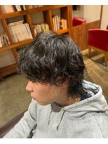 ビハインドザカーテン(BEHIND THE CURTAIN)&nbsp;【外国人風癖毛パーマ】メンズウルフ