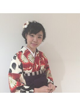 シエクル ヘアアンドスパ 渋谷店(SIECLE hair&spa) 【ｓｉｅｃｌｅ】卒業式　袴　ショート