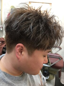 エスエムアールツー(SMR2) ☆ツーブロックに爽やか引き立つセンシュアルアイシーパープル☆