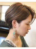 耳かけショートボブ