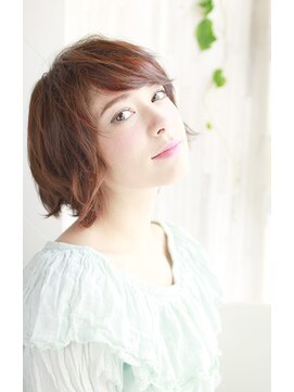 ラクシア(LUXIA) ゆる可愛いショートスタイル