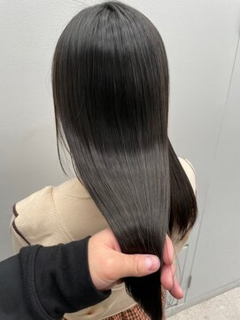 ノイズ オオサカ(NOISM) 美髪　ツヤツヤストレート　レイヤーカット