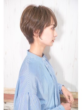 ティアラ 桜木町(TIARA) クビレショート　グレーベージュ