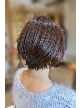 トランク(Trunk) ショートボブ。