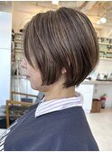 白髪ぼかしハイライト/イメチェンカット/大人ショートボブ