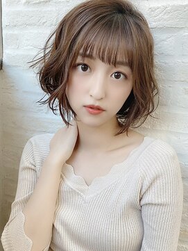 ヘアリゾート粋 新宿三丁目本店 《前地 麻衣》ゆるふわ愛されショートボブ