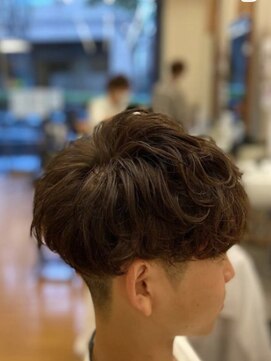 ビューティーヘアサロン アングル 八戸ノ里店(Beauty Hair Salon angle) 前下がりメンズショート