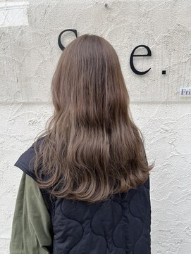 シー(See.) イルミナダブルカラー/ベージュカラー