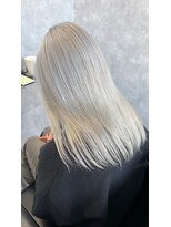 グランデ リー(GRANDE ly)&nbsp;ホワイトシルバーカラー