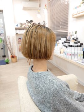 シルビジュー(Cills Bijou) ☆大人女性美髪ラウンドボブ☆