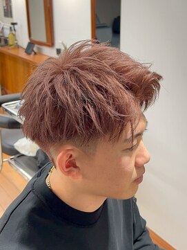 ザデイトウキョウ 表参道 青山(THE DAY TOKYO) 表参道駅MEN’S/ニュアンスパーマ/刈り上げセンターパート