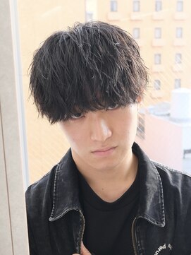 ビカムメンズヘアー 栄店(become men's hair) アイロンセット質感の縦落ちパーマ