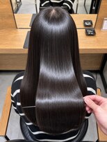 ラックスビーギャラリー なんば駅前店(LUXBE GALLERY) 髪質改善 酸性ストレート 暗髪艶サラストレートロング