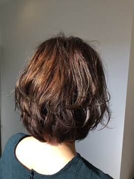 ボワール(Voir) ゆる可愛いフェミニンショート