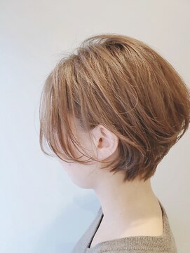 リーシュ(Re:sh) えりあしスッキリ耳かけハンサムショートヘア