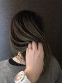 ジュエル(JEWEL) 手グシを入れれば立体的に見えます。