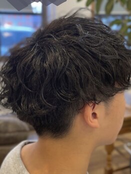 リーヘアアンドコー(lea hair.Co)の写真/トレンドを抑えたお洒落なパーマスタイルで一気に≪垢抜け≫≪モテ髪に≫簡単でかっこいいスタイルの実現！