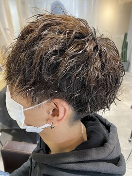 レオン(Re:ON) ツイストスパイラルパーマ