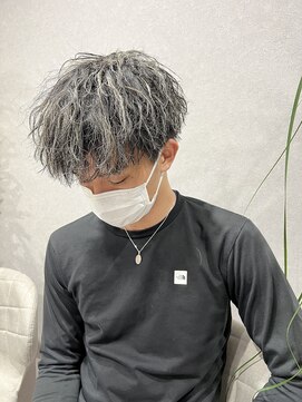 ビーテックバイゼン 山科店(B-TECH by Zen) ツーブロック短髪モテるスーツ束感メッシュシークレットパーマ