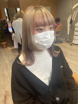 ジャストビューティ ルフレ 金沢八景店(Just Beauty Rufure) ウルフカット/ハイトーンカラー/ホワイトベージュ/金沢八景