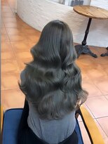 ジュイル シブヤ(JEWIL SHIBUYA)&nbsp;JEWIIL渋谷 中島ブリーチなしで作る、オリーブグレージュ