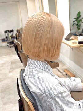 トト 船橋店(toto.) 黒髪/グレーベージュ/レイヤーロング/前髪パーマ[西船橋/津田沼]