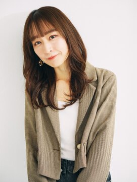 ユーアンボワーズ(U-AMBOISE) “こなレイヤー”が魅力のロング