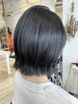 フラバー(flover) 暗めオリーブベージュ×切りっぱなしボブ【miyabi】