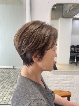 ロタ 吉祥寺(RoTa) 黒髪/ボブルフ/ネビージュ/小顔/ワンレン/スペインカール