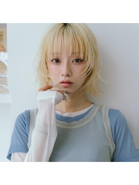 エル(EL by green) ブロンド×切りっぱなしレイヤー