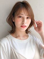 前髪 外ハネボブ くびれヘア ハイライトカラー"