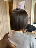 大人可愛い/小顔ショートボブ/似合わせカット/耳掛けヘア/暗髪