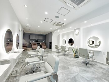 リュール バイ ヘッドライト 北千住店(lueur by HEADLIGHT)の写真/「トレンド×似合わせ」が得意なHEADLIGHTグループの【lueur】の北千住店がNEW OPEN！【北千住/髪質改善】