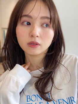 セカンドホーム 武蔵小杉(Second Home)の写真/大人女性が求める“キレイ”を叶えるサロン。あなたの髪の悩みに合わせて、理想のスタイルを叶えます。