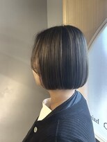 クッカ(qukka)&nbsp;大人のアンブレラカラー×ミニボブ