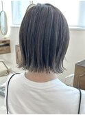 ぱつっとボブ×アッシュグレージュ