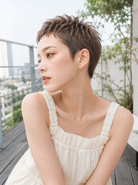 バグズ(Baguz) 丸みベリーショート小顔シルエット大人美人ヘア