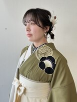 ギフト(GIFT)&nbsp;卒業式ヘア　ヘアアレンジ　ツインアレンジ