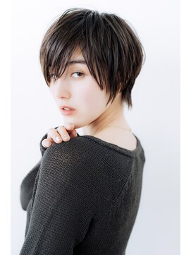 ティファ 自由が丘店(Tiffa) ジグザグバング3Dカラーブルージュとろみ小顔エアリーショート