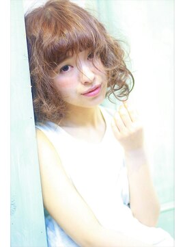 ソア 武蔵小杉(SOAR) 大人かわいい無造作カールとデザインカラー小顔丸みショートボブ