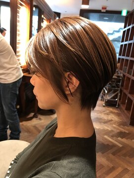 アンソリット ボーテ(INSOLITE BEAUTE) [大人女性サロン/広尾]大人のアシンメトリーボブ