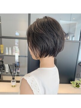 伸ばしかけショートボブ L ギフト Gift のヘアカタログ ホットペッパービューティー