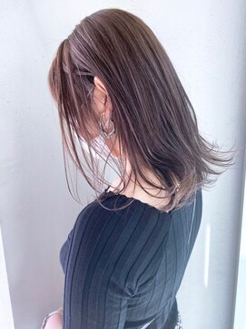 モルニ(MORNI) ラベンダーカラー_マロンベージュ Aラインボブ かきあげ